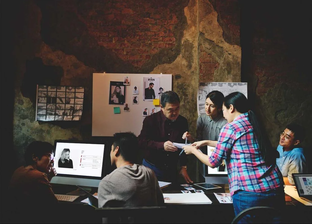 Equipe Zalven desenvolvendo soluções